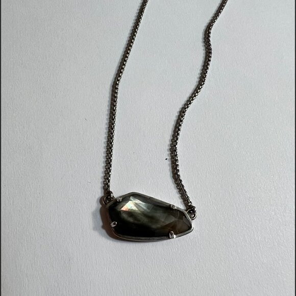 Kendra Scott Necklace with Dark/Black Stone - Picture 4 of 6